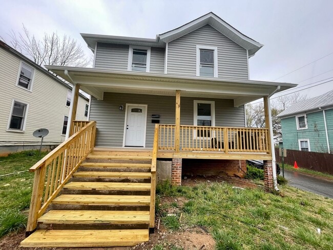 Building Photo - 1222 Garfield Ave Unit Apt B