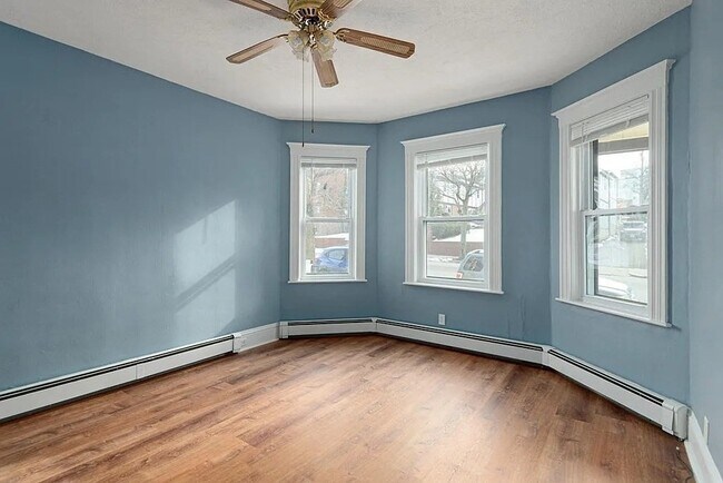 Photo - 126 Neponset Ave Unidad 1