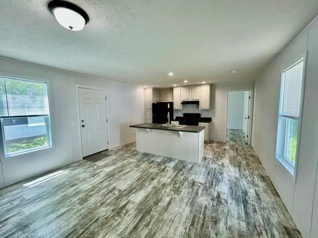 Photo - 2113 N Hickory Cir