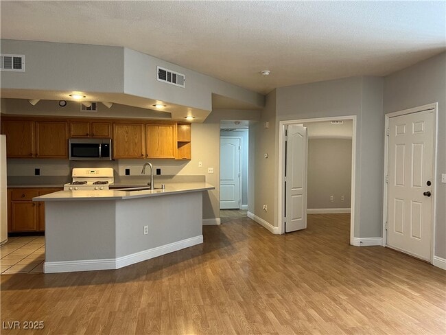 Photo - 6912 Dorita Ave Unit 102