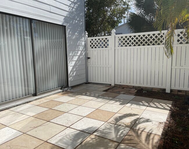 Privacy fenced patio - 11943 Corinne Lee Ct