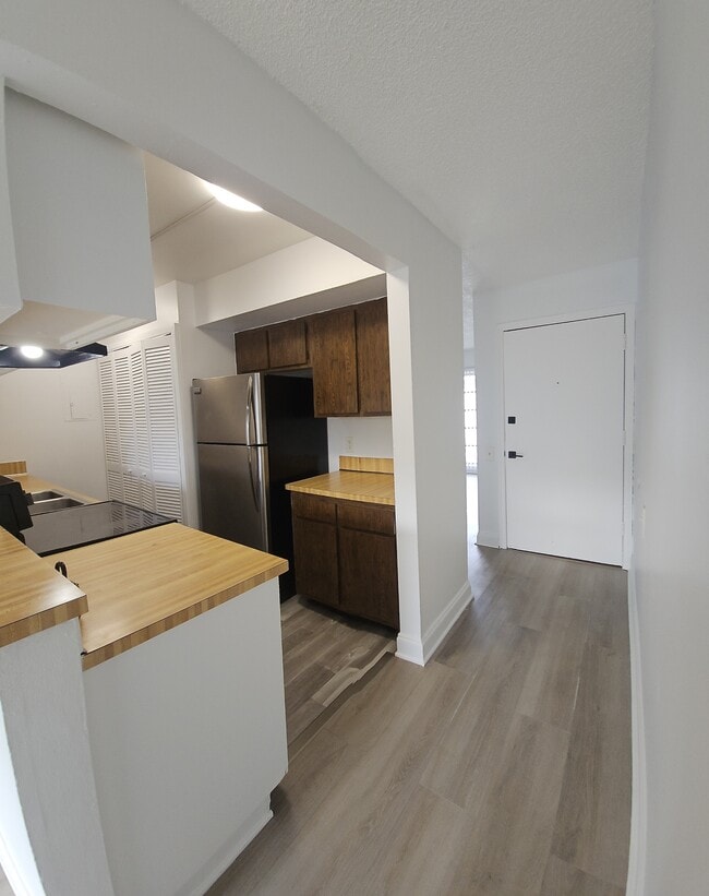 Photo - 4537 Treehouse Ln