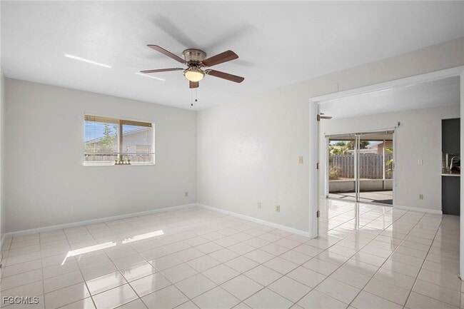 Building Photo - 9721 Deerfoot Dr