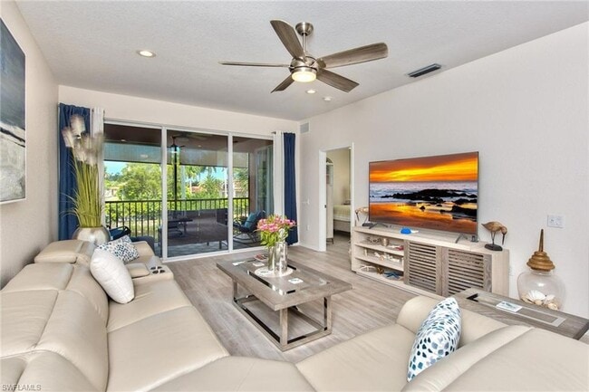 Photo - 10045 Heather Ln