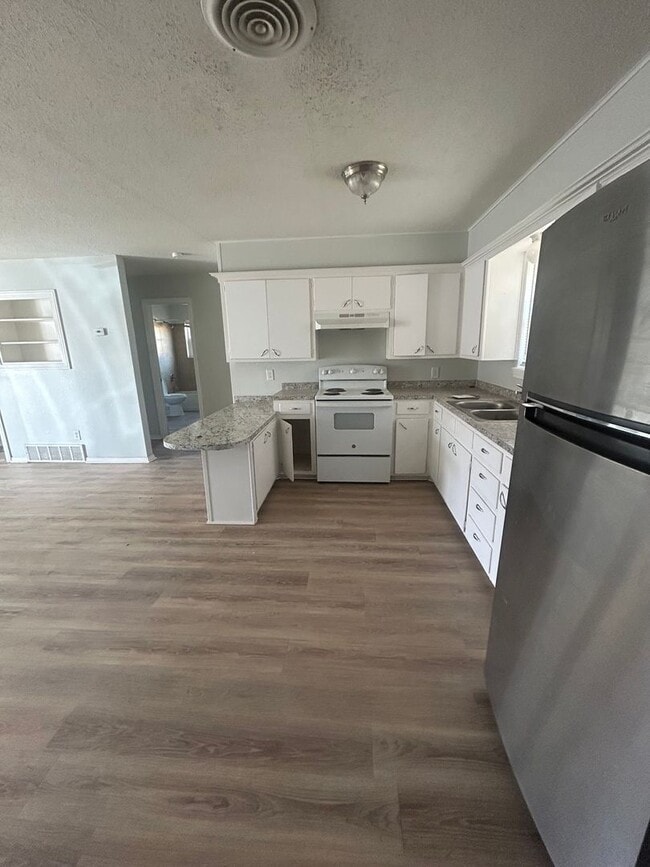 Photo - 1618 58th St Unidad B