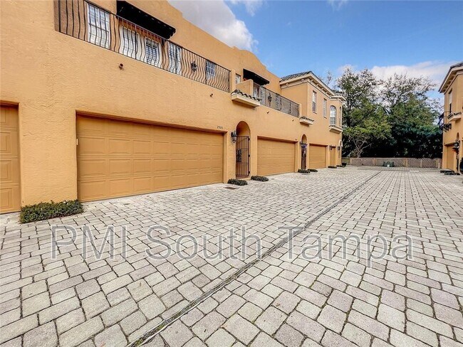 Photo - 2905 Hansen Manor Ln