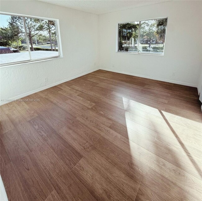 Photo - 2106 Sherwood Forest Blvd Unit 17