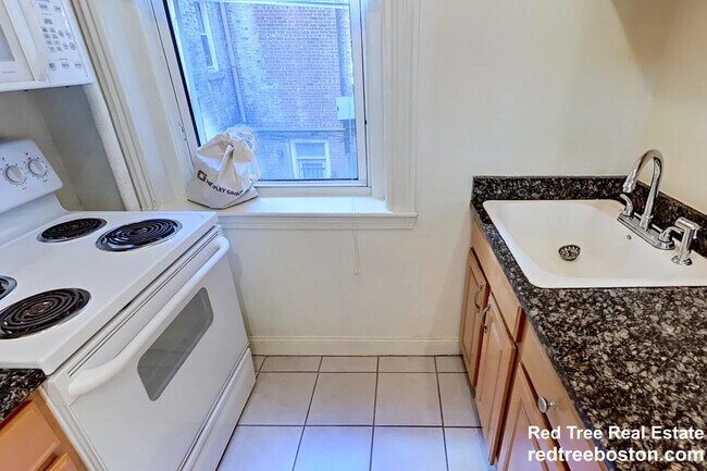 Photo - 36 Queensberry St Unit 1