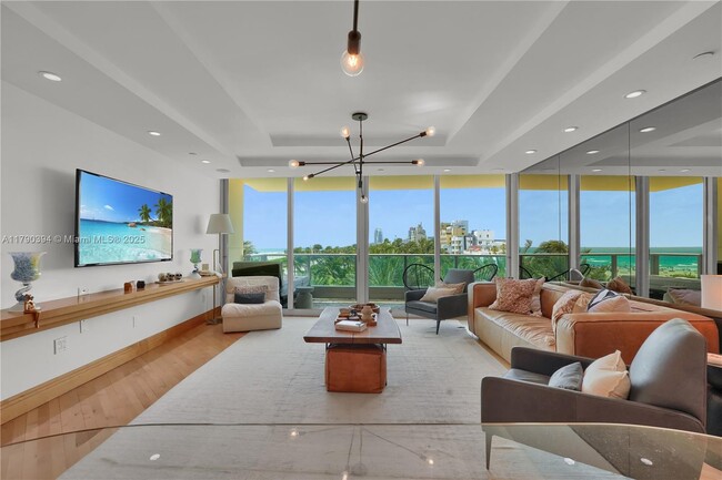 Building Photo - 1455 Ocean Dr Unit 603 Rental