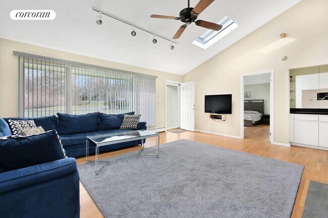 Photo - 58 Windmill Ln