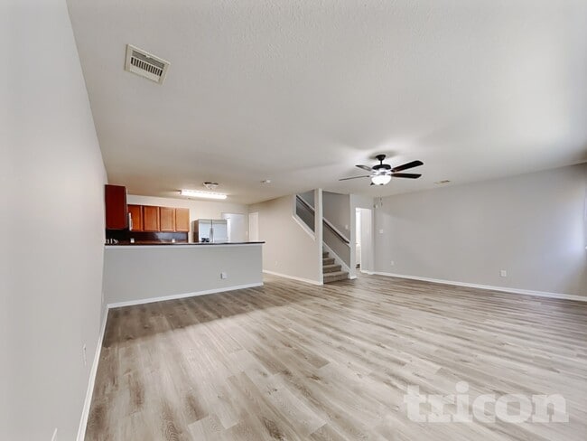 Photo - 3347 Apple Dale Dr