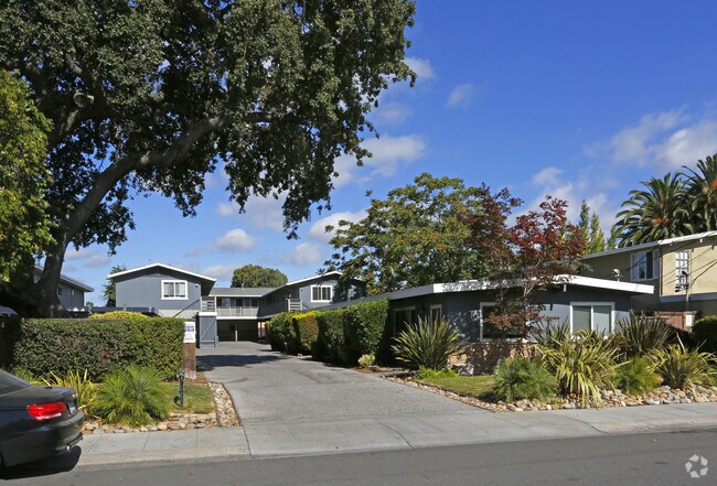 Greentree Apartments - Greentree Apartments