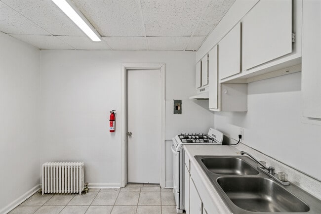 Photo - 211 N Washington St
