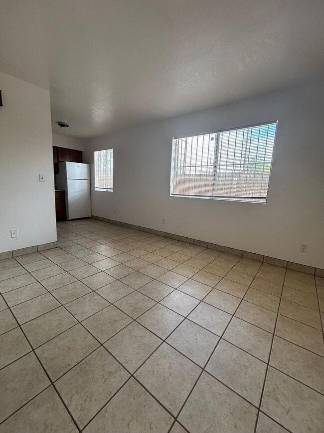 Photo - 2763 N Edith Blvd Unidad EDITH2767