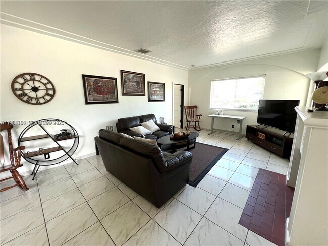 Photo - 2235 SW 23rd Ave