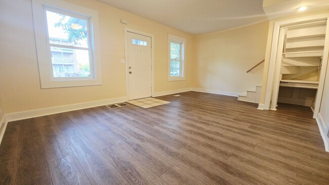 Photo - 1322 S 6th St
