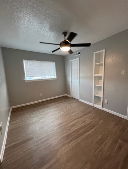 Photo - 5220 Weber Rd Unidad A-203