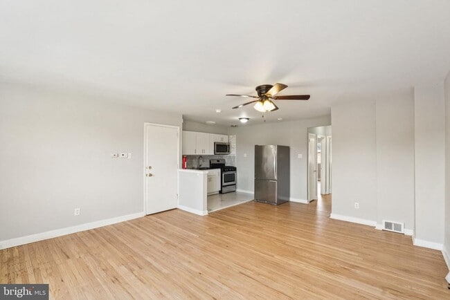 Building Photo - 7239 Haverford Ave Rental
