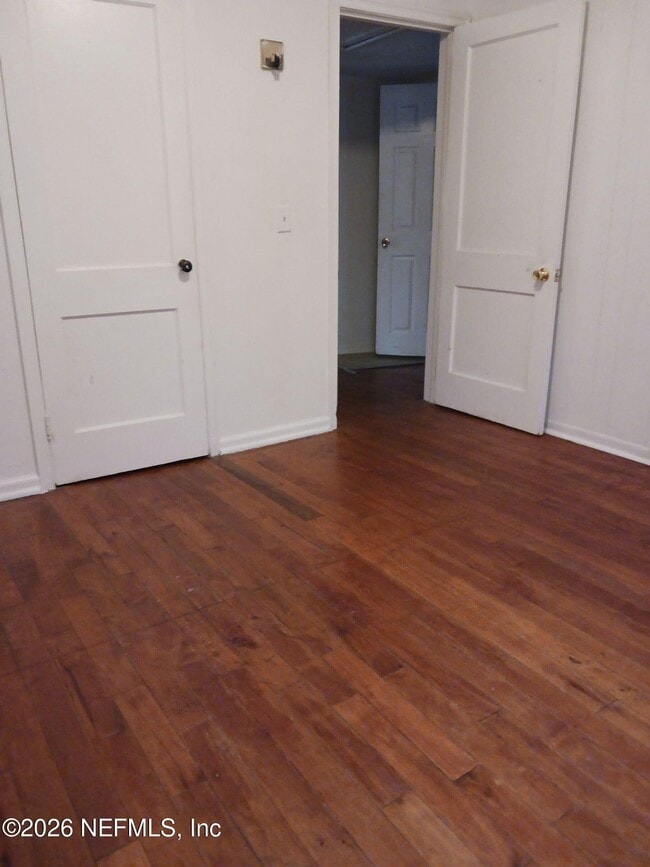 Photo - 1038 Bunker Hill Blvd