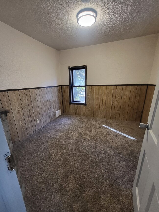 Photo - 3113 Mona St