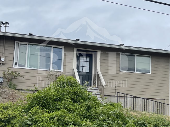 Building Photo - Callahan1054 Unit 1054