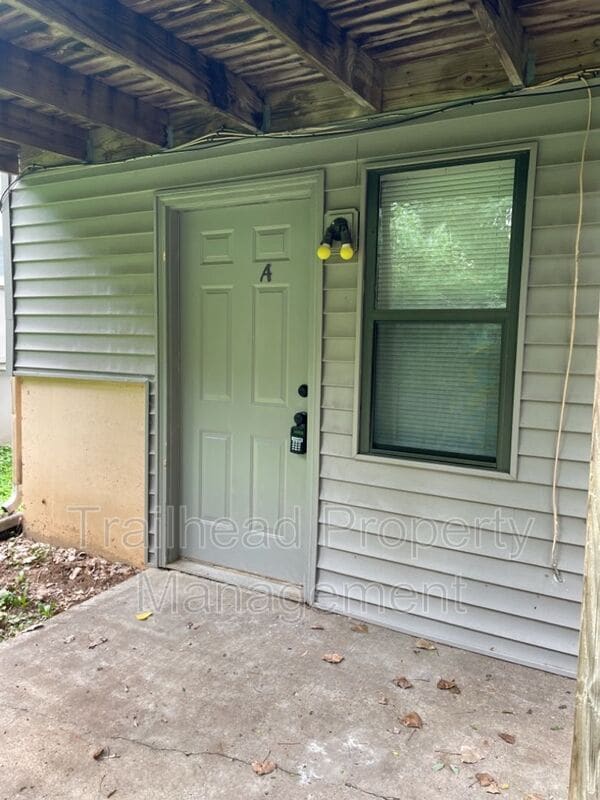 Building Photo - 8213 N Everton Ave Unit A