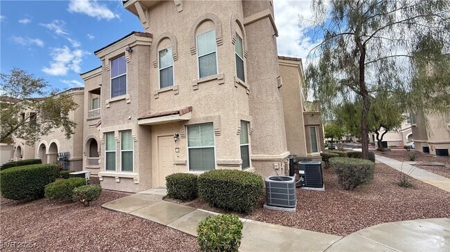 Building Photo - 10550 W Alexander Rd Unit 1151 Rental