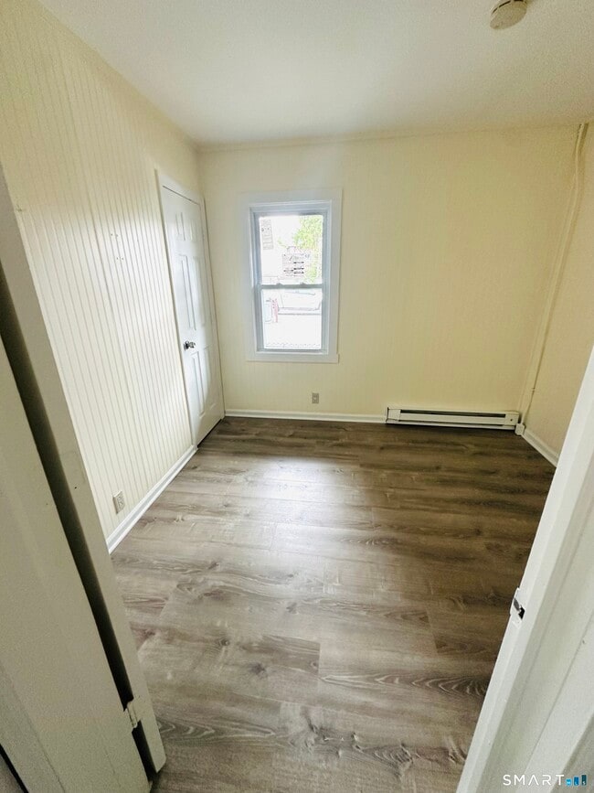 Photo - 6 E Walnut St Unit 1L