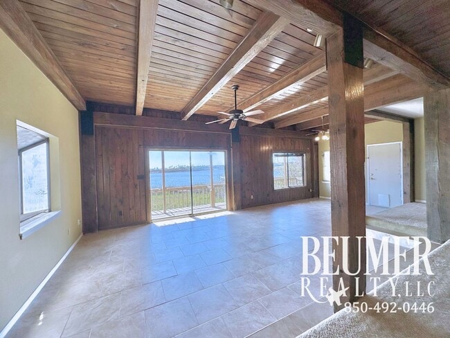 Photo - 15025 Innerarity Point Rd