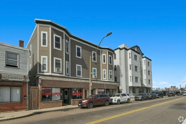 Building Photo - 553 Dorchester Ave Unit 2 Rental