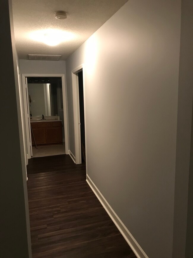 Photo - 1950 Hawkcrest Ct