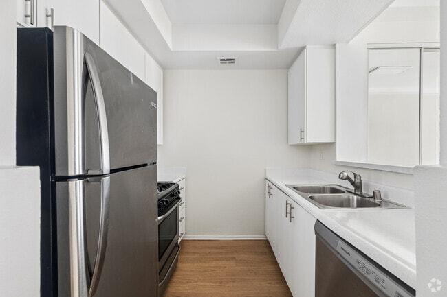 Interior Photo - Hauser Apartments