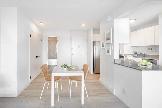 Photo - 100 MONTGOMERY St Unidad 12G