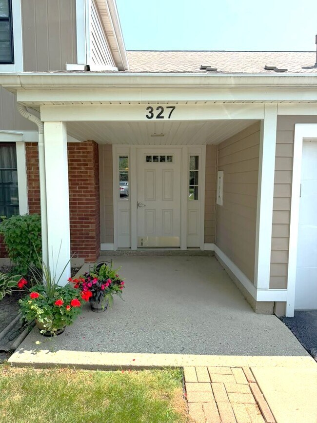 Photo - 327 Wildberry Ct Unit D2