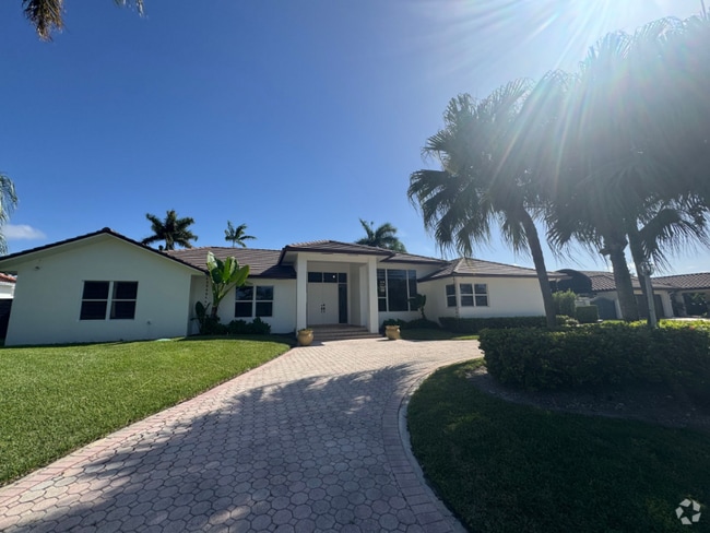 Building Photo - 10840 SW 139th Rd Rental