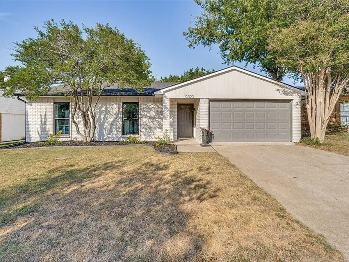 Photo - 10023 Deer Hollow Dr