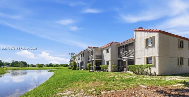 7460 Woodmont Terrace Unit 101