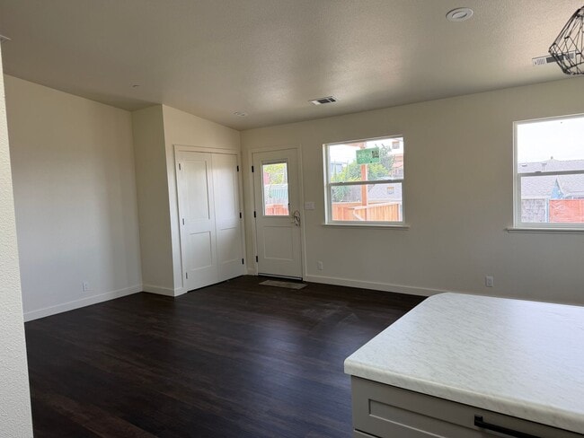 Photo - 6442 Aspen Way