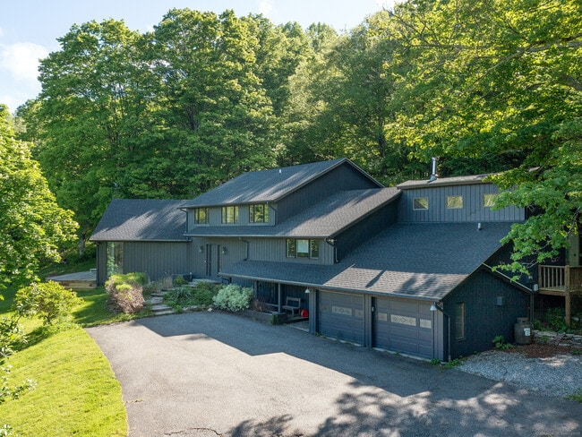 Photo - 110 Geer Mountain Rd House