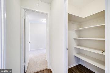 Building Photo - 205 Yoakum Pkwy Unit 810