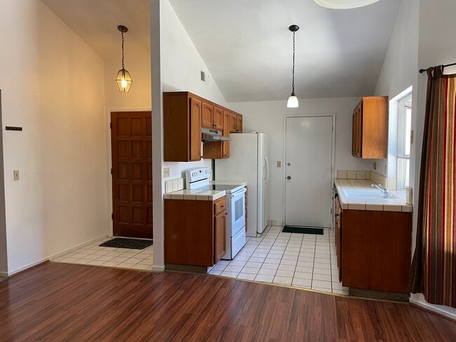 Photo - 3816 N Forestiere Ave