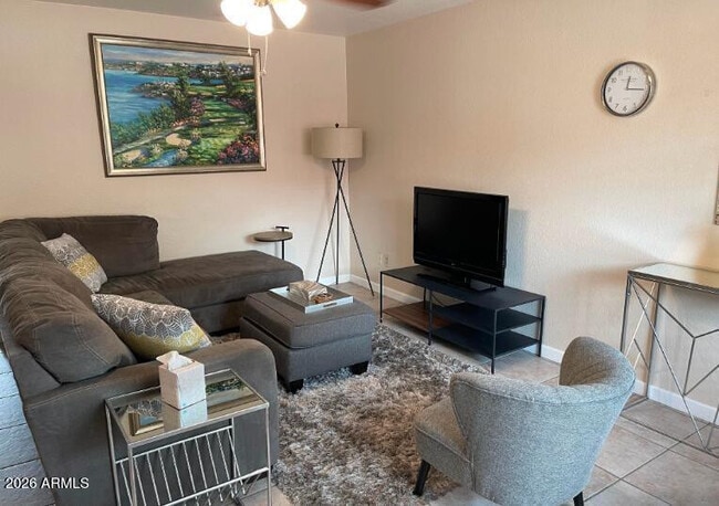 Building Photo - 510 W University Dr Unit 117