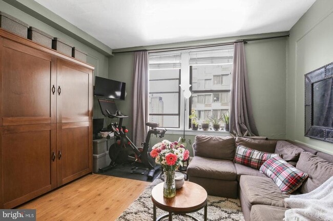 Photo - 1324 Locust St Unit 1419