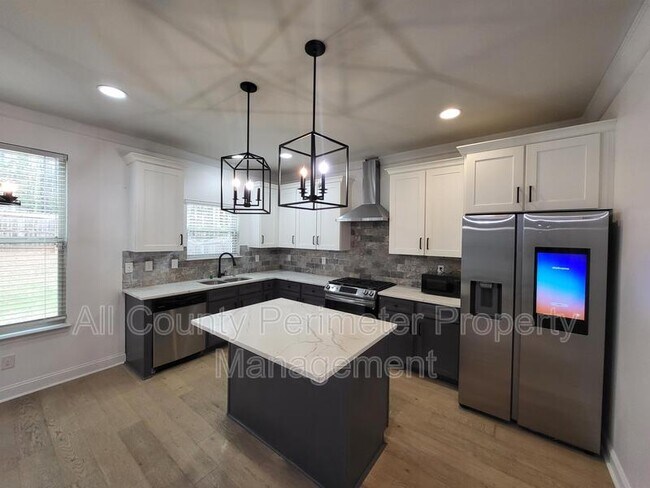 Photo - 3748 Sycamore Bend