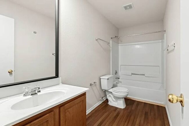 Photo - 117 Willow Cove