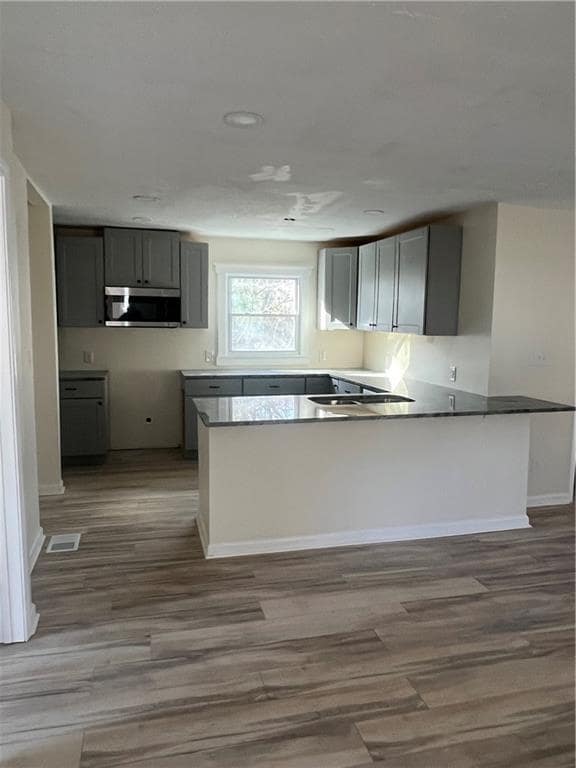 Photo - 2298 Swallow Cir SE