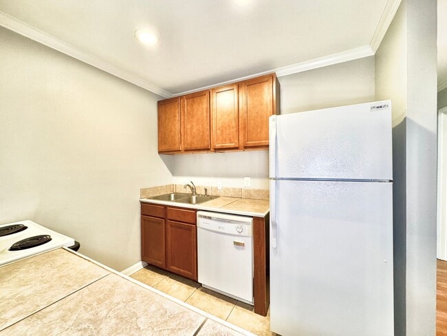 Photo - 3101 Highland Rd