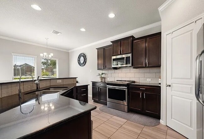 Photo - 5804 Blackstone Dr