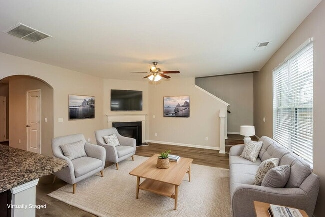 Photo - 5914 Grande River Rd