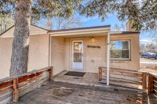 Building Photo - 5306 W Kentucky Ave